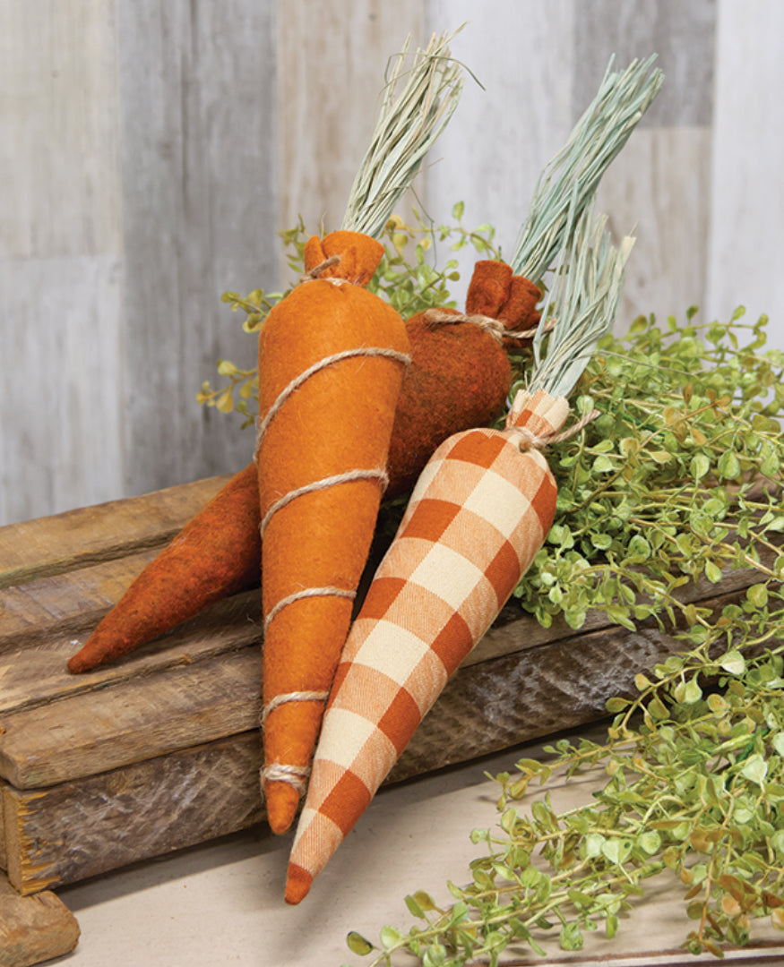 Stuffed Orange Felt & Buffalo Check Carrots